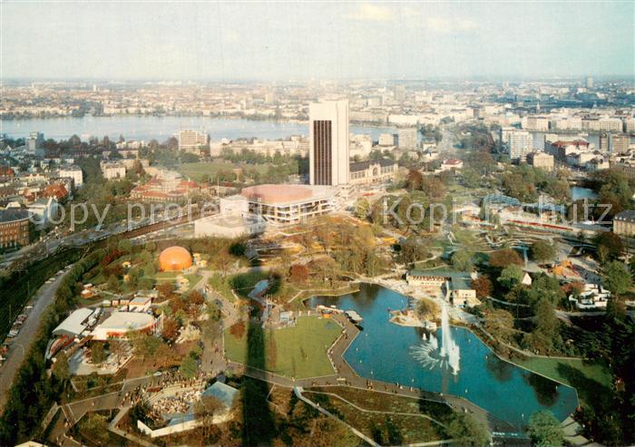 HAMBURG  CITY Blick vom Fernsehturm auf Planten un Blomen Congress Centrum und A