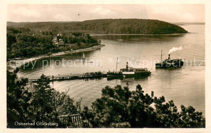 Gluecksburg Ostseebad Panorama Schiffsanleger