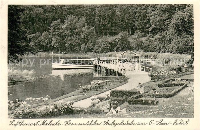 Malente-Gremsmuehlen Anlegebruecke zur 5 Seen Fahrt