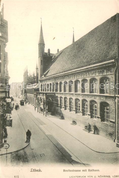 LueBECK  CITY Breitestrasse mit Rathaus