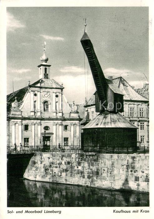 LueNEBURG  CITY Kaufhaus mit Kran