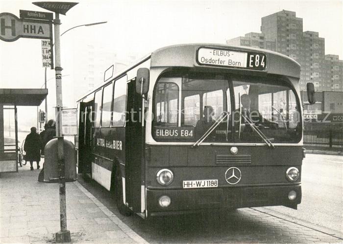 HAMBURG CITY Eilbus Haltestelle im Neubaugebiet Osdorfer Born