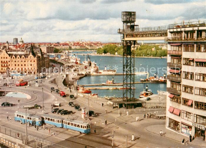 Strassenbahn Stockholm Slussen med Katarinahissen