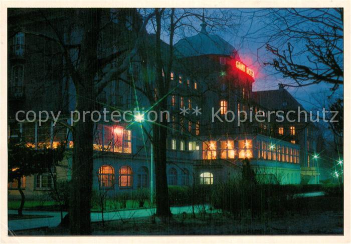 Sopot Zoppot PL Grand Hotel Aussenansicht b. Nacht