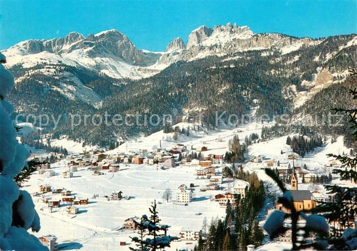 Vigo di Fassa IT Totalansicht m. Roda di Vael Winter Schnee