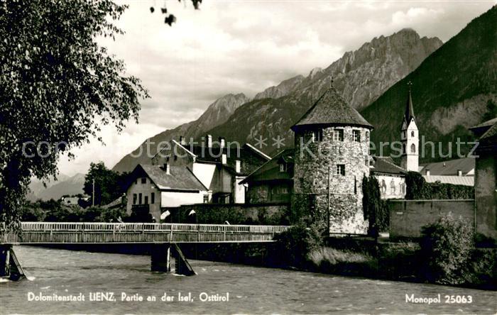 Lienz  Tirol Dolomitenstadt Partie an der Isel