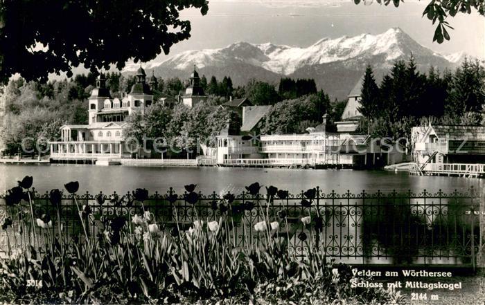 Velden  Woerthersee AT Schloss mit Mittagskogel