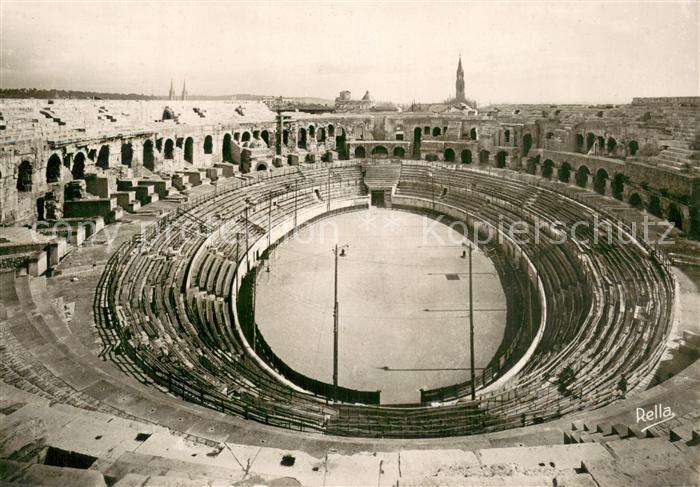 Nimes 30 Interieur des arenes romaines