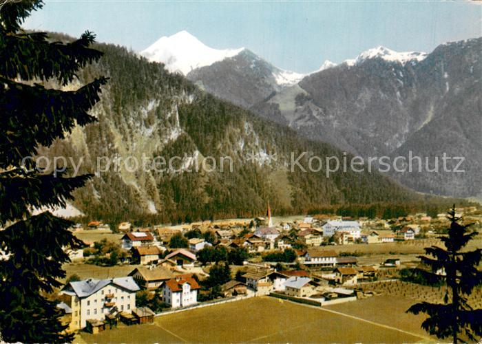 Mayrhofen Zillertal mit Ahornspitze