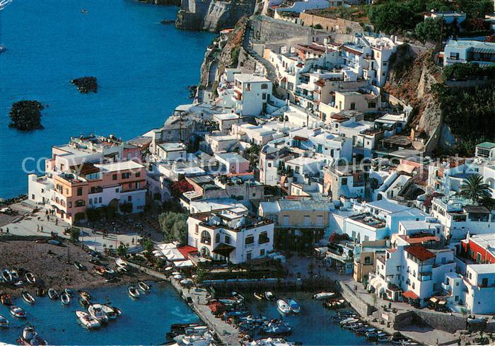 Sant Angelo Ischia IT Fliegeraufnahme