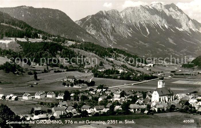Groebming Steiermark Panorama Blick gegen Grimming Dachsteingebirge Sommerfrisch