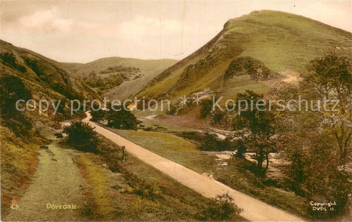 Dovedale  Valley Derbyshire UK Dovedale Wegpartie