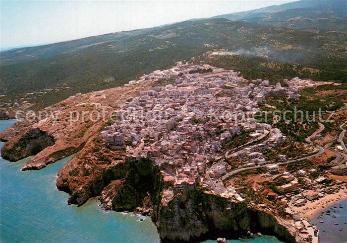 Peschici Gargano IT Fliegeraufnahme Gesamtansicht
