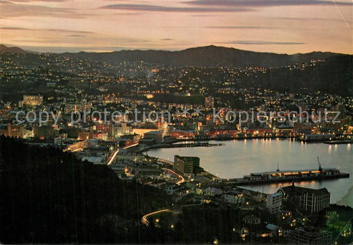 Wellington  NZ Bei Nacht Panorama
