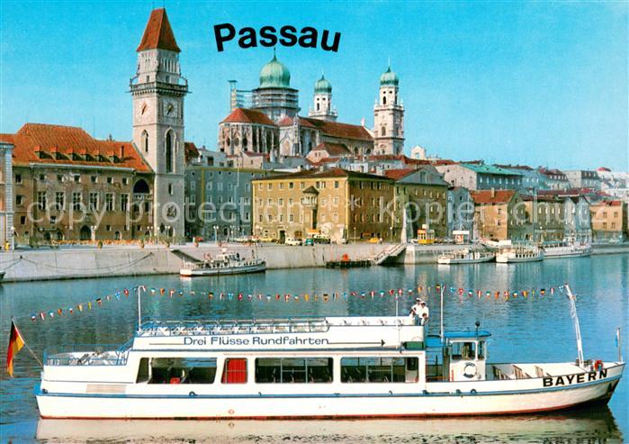 PAssAU Bayern Rathausplatz m. Anlegestelle d. Drei-Fluesse-Rundfahrten - Persone