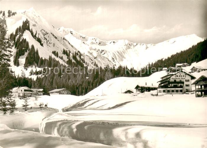 Baad Mittelberg Kleinwalsertal Alpensporthotel Baad Im Winter Schnee