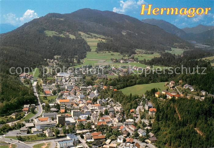 Hermagor Kaernten Fliegeraufnahme Gesamtansicht m. Glitschtal