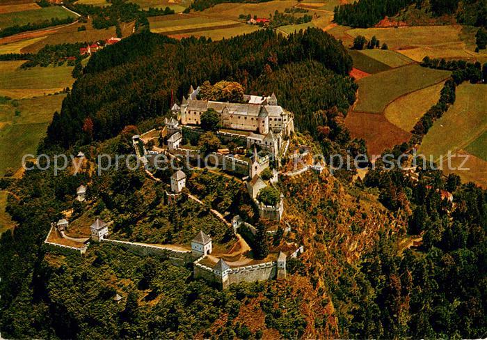 Burg Hochosterwitz Kaernten AT Fliegeraufnahme
