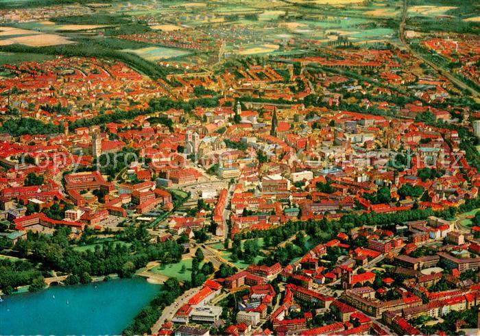 Muenster Westfalen Altstadt mit Promenade und Aasee Fliegeraufnahme