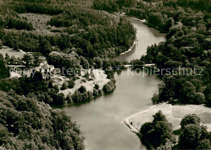 STUTTGART  CITY Baerenschloessle im Rotwildpark mit Baerensee und Neuer See Flie