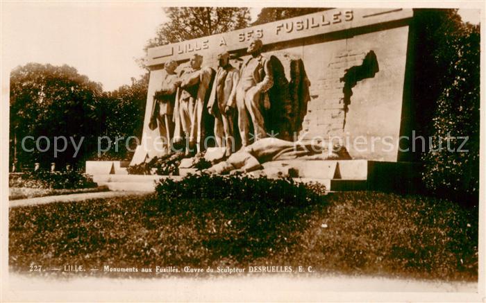 Lille 59 Monument aux Feuilles Oevre de Sculptur Desruelles