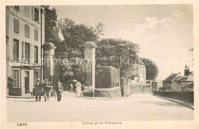 Laon 02 Aisne Entree de la Prefecture
