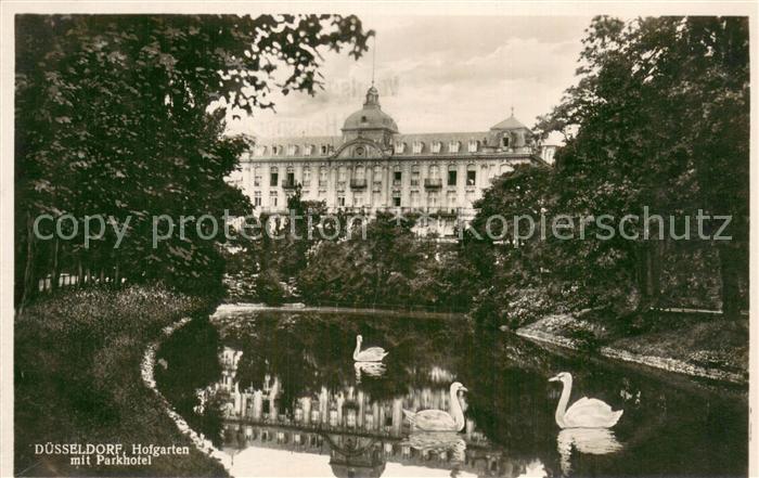 DuessELDORF CITY Hofgarten mit Parkhotel Schwanenteich