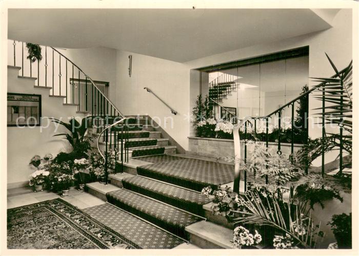 Horn-Bad Meinberg Kurhaus zur Rose Aufgang zum Hotel