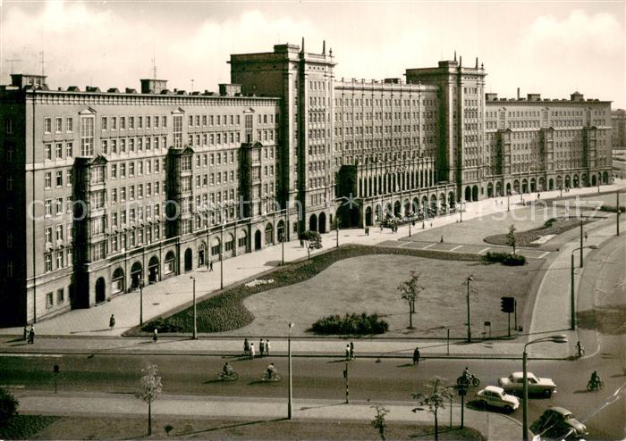 LEIPZIG Sachsen Ringbebauung Messestadt