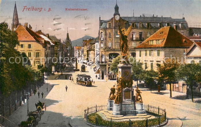 Freiburg Breisgau Kaiserstrasse mit Siegesdenkmal