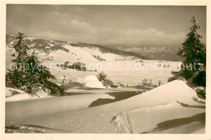 Schauinsland Haldenwirtshaus mit Hotel Halde Winterpanorama