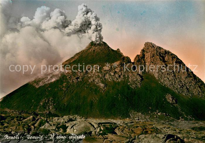 Napoli Neapel IT Vesuvio Il cono centrale