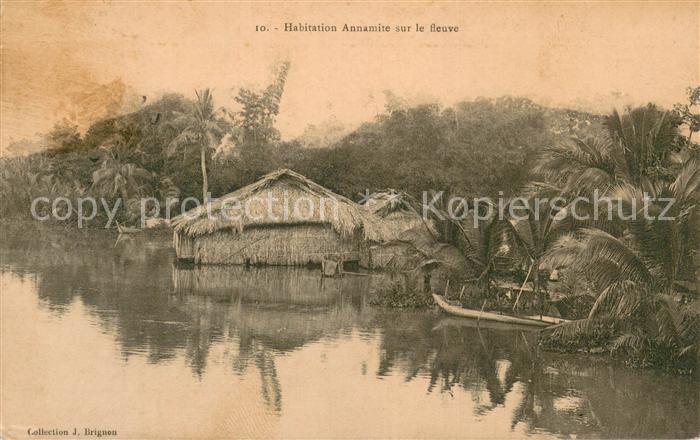 Vietnam Habitation Annamite sur le fleuve