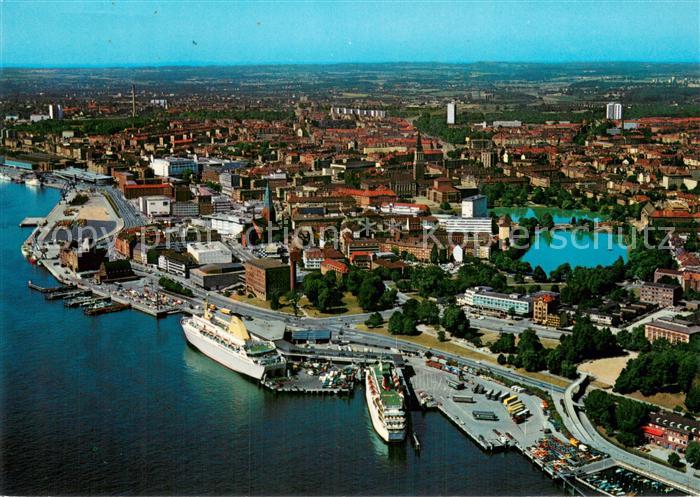 KIEL  CITY Oslo Kai Faehren