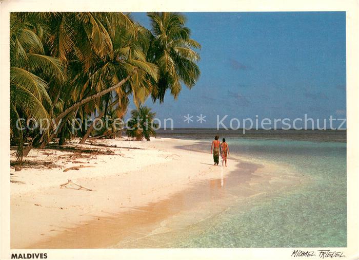 Malediven Maldives Strandpartie