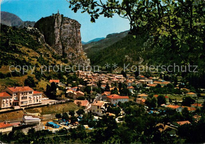Castellane Le Roc et Notre Dame du Roc Dominant la Ville