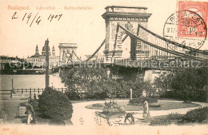 Budapest HU Lanczhid Kettenbruecke