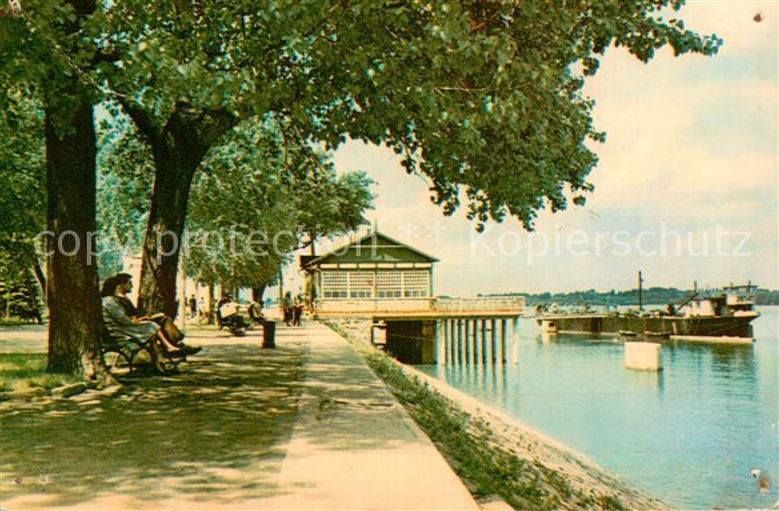 Zemun Semlin Zimony Serbia Obala Uferpromenade Bootsanleger