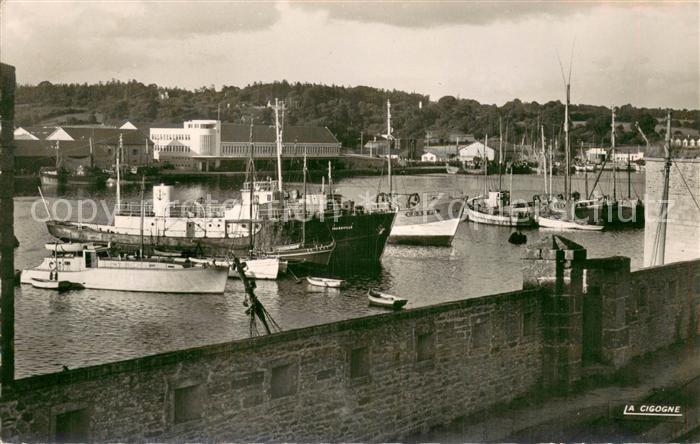 Concarneau 29 Finistere Le port et la nouvelle criee