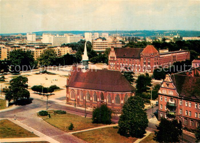 Szczecin Stettin Panorama miasta na pierwszym planie gotycki kosciol sw Piotra i