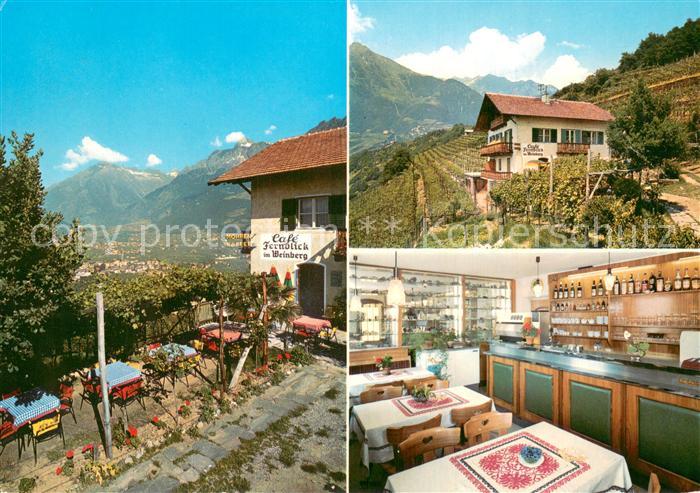 Dorf-Tirol Suedtirol IT Cafe Fernblick im Weinberg Gaststube Panorama