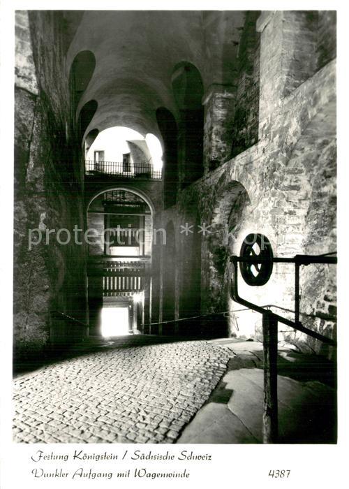 Koenigstein Saechsische Schweiz Festung Koenigstein Aufgang mit Wagenwinde