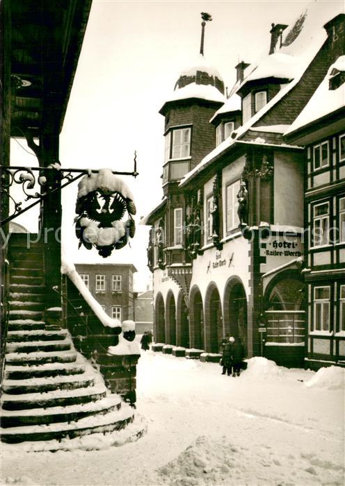 GOSLAR Harz Niedersachsen Freitreppe z. Rathaus u. Hotel Kaiserworth Winter