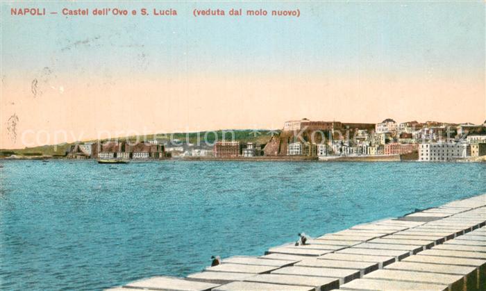 Napoli Neapel IT Castel dell’Ovo e Santa Lucia Veduta dal molo nuovo