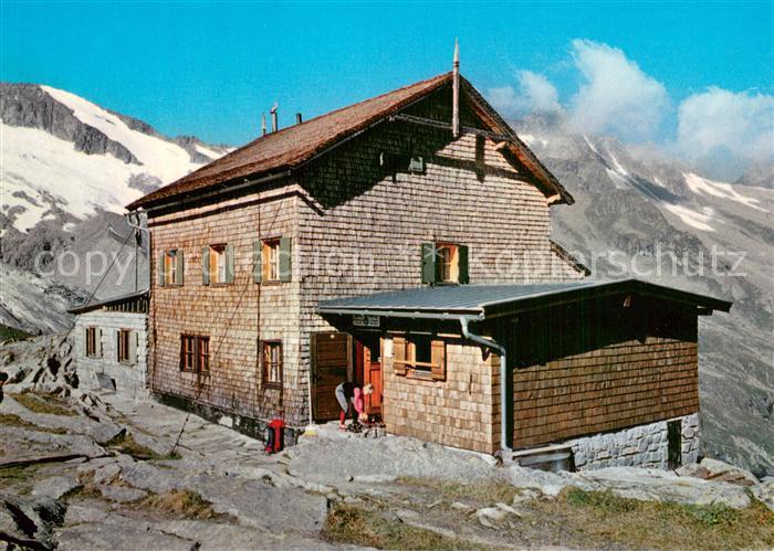 Zittauerhuette 2330m Gerlossee Hohe Tauern AT mit Wildgerlosspitze
