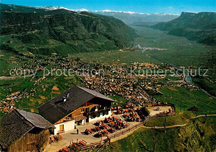 Dorf-Tirol Suedtirol IT Blick nach Meran und ins Etschtal und Bozen Fliegeraufna