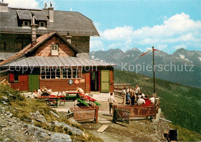Mauterndorf Speiereckhuette am Grosseck mit Schladminger Tauern