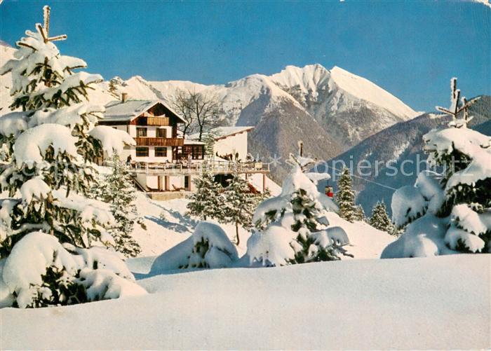 Mittenwald Bayern Kranzberghaus gegen Soierngruppe Winterzauber in den Alpen