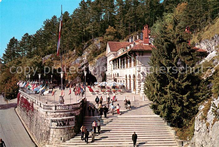 Postojnska Jama Slovenia Restaurant Terrasse Eingang Hoehle