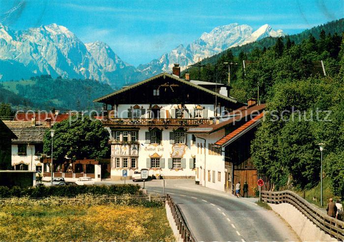 Wallgau Gasthof Post mit Wettersteinwand Hochblassen und Alpspitze